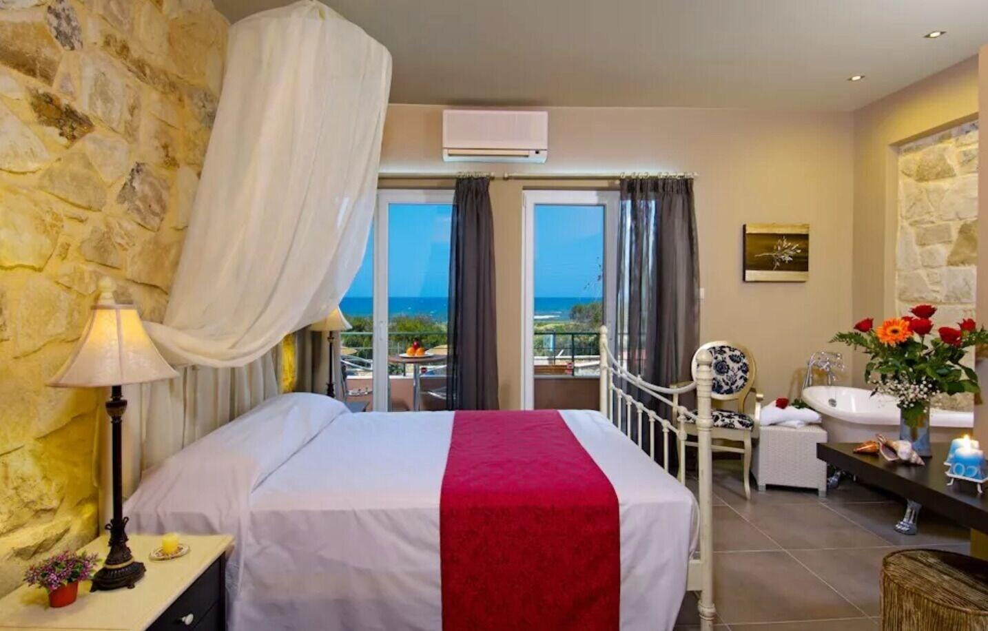 Mistral Hotel - Singles Only Maleme Екстериор снимка