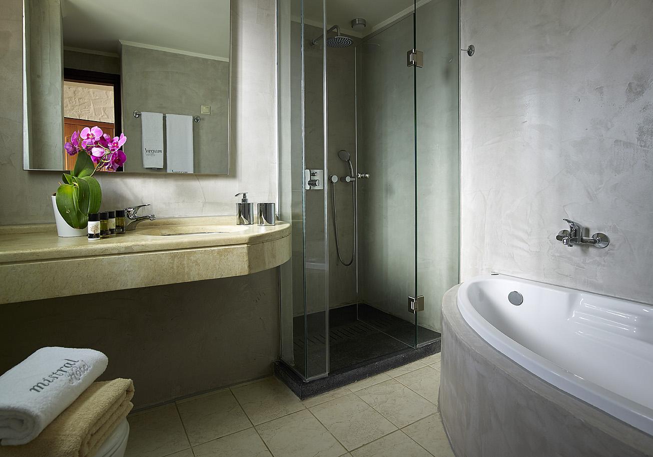 Mistral Hotel - Singles Only Maleme Екстериор снимка