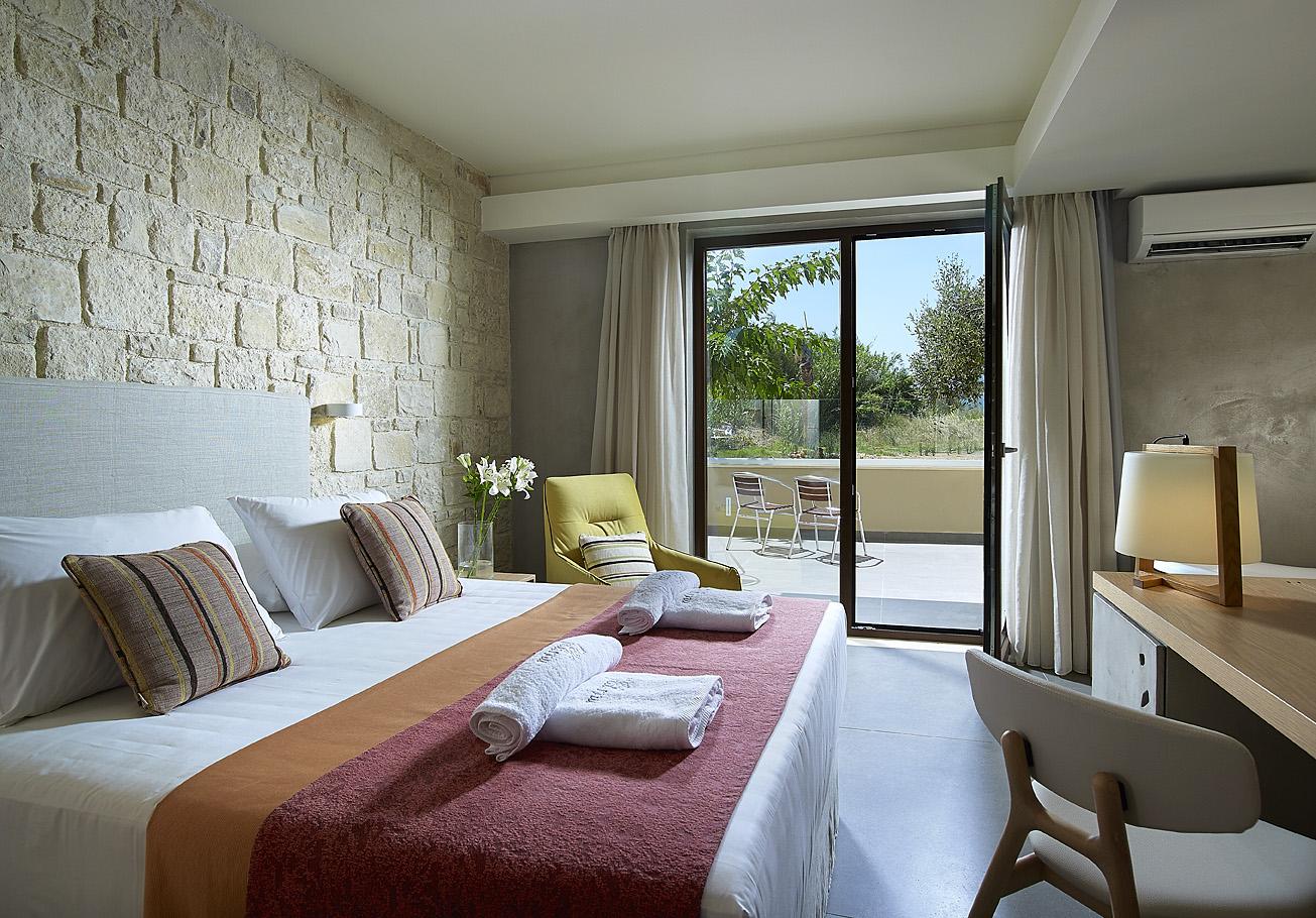 Mistral Hotel - Singles Only Maleme Екстериор снимка
