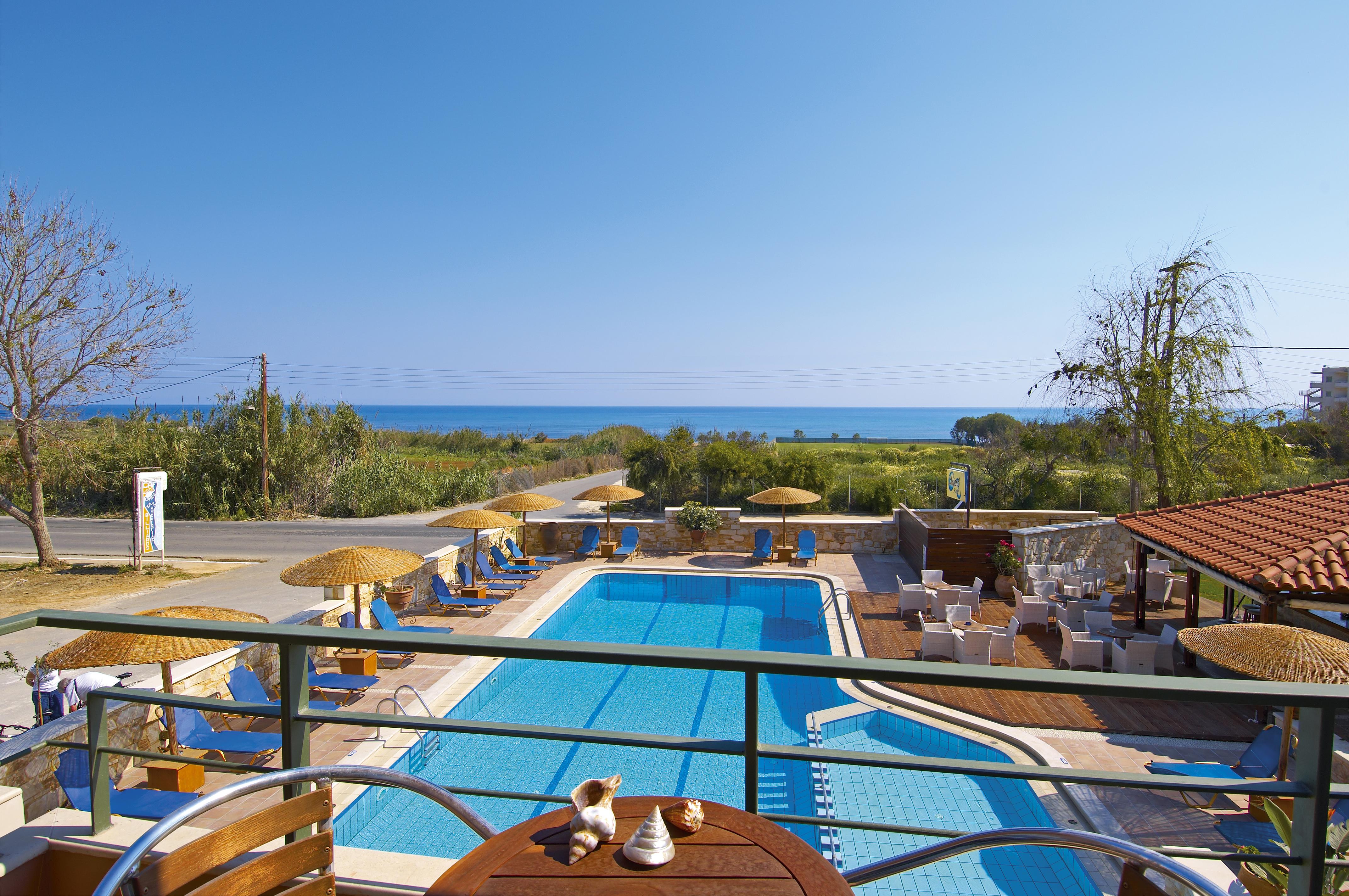 Mistral Hotel - Singles Only Maleme Екстериор снимка